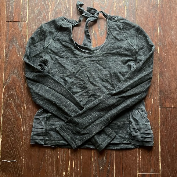 Lululemon sweater - Picture 2 of 4